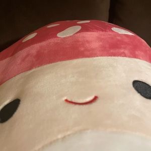 Meet your Posher, Chanel